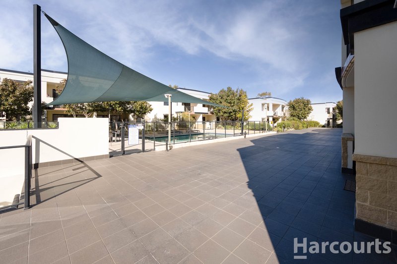 Photo - 16/5 Eastleigh Loop, Currambine WA 6028 - Image 17