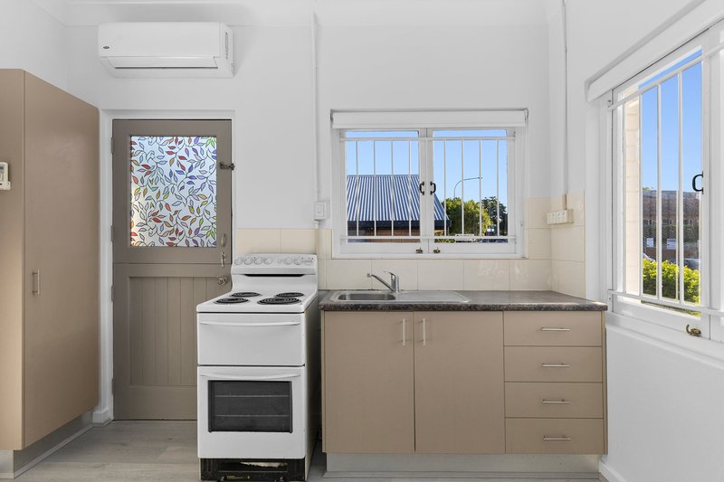 Photo - 1/65 Enoggera Road, Newmarket QLD 4051 - Image 1
