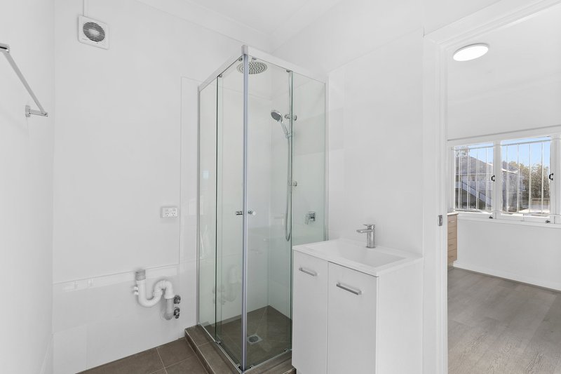 Photo - 1/65 Enoggera Road, Newmarket QLD 4051 - Image 4