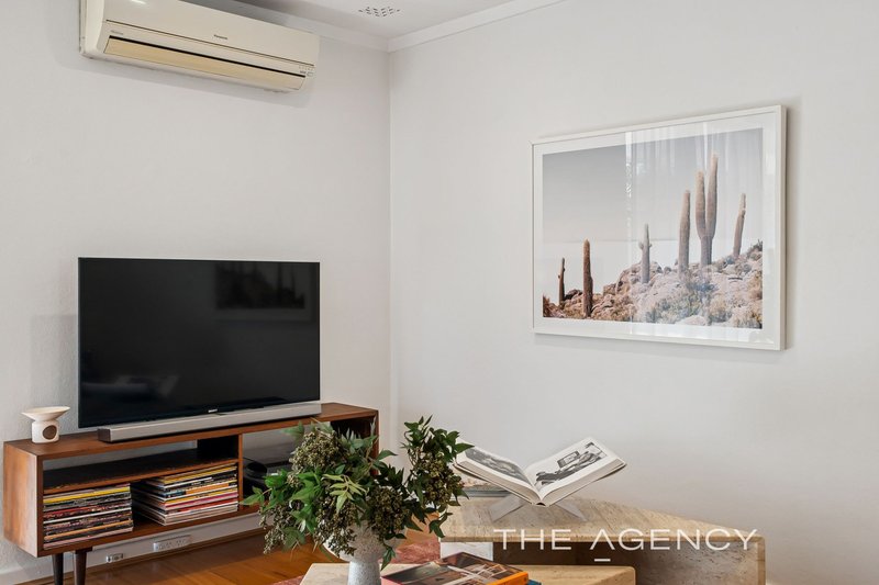 Photo - 1/65 Glenelg Street, Applecross WA 6153 - Image 6