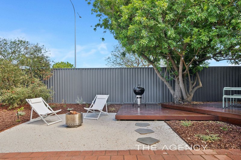 Photo - 1/65 Glenelg Street, Applecross WA 6153 - Image 24