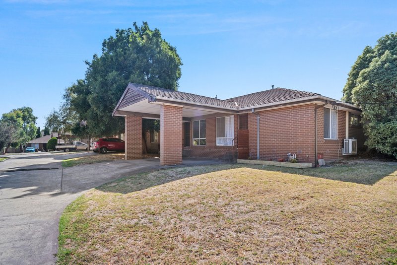 Photo - 1/65 Hewish Road, Croydon VIC 3136 - Image 1