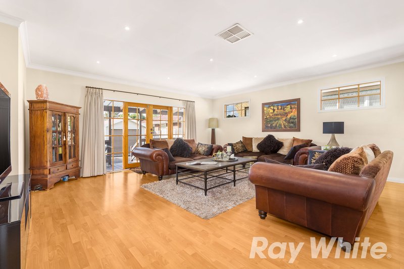 Photo - 165 Highbury Road, Burwood VIC 3125 - Image 3