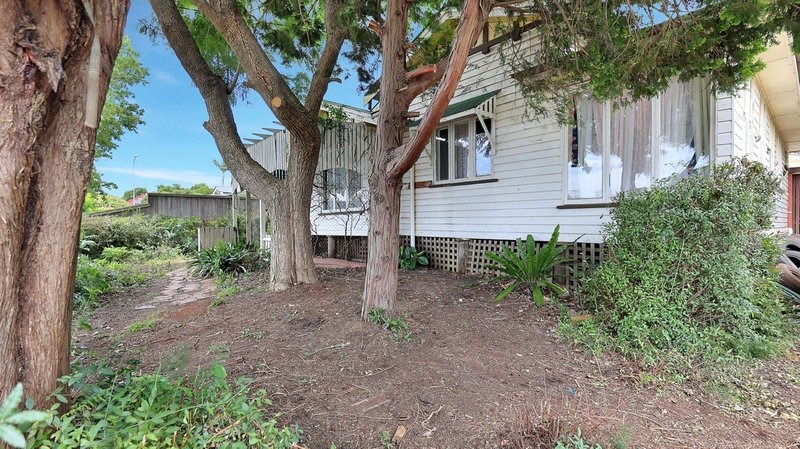 Photo - 165 Holberton Street, Newtown QLD 4350 - Image 3