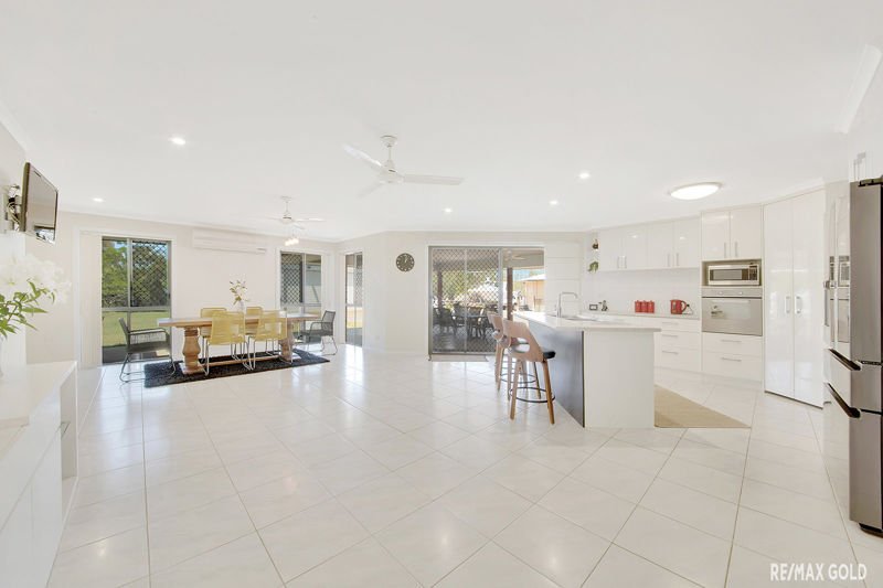 Photo - 165 Jim Whyte Way, Burua QLD 4680 - Image 5