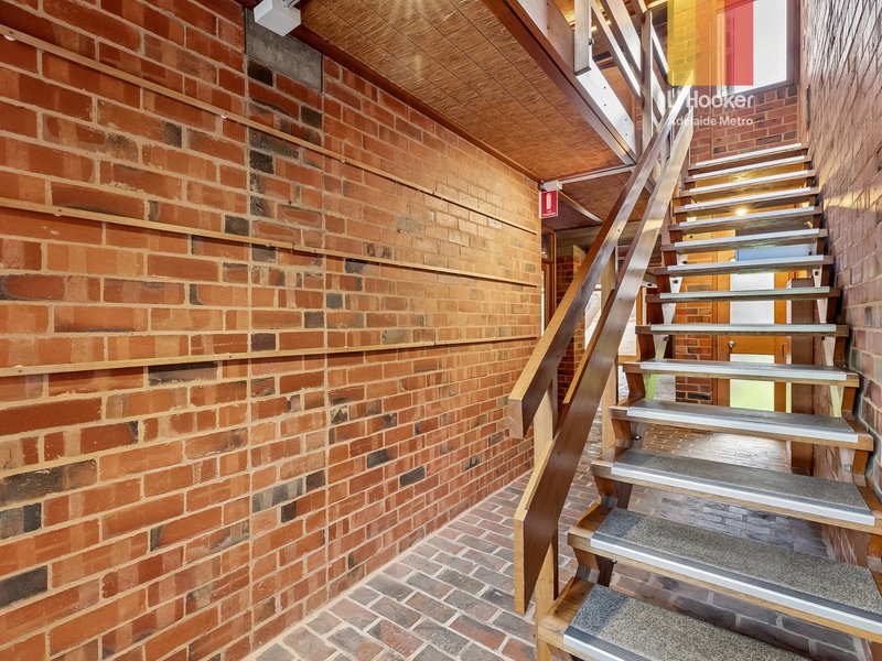 Photo - 165 Mackinnon Parade, North Adelaide SA 5006 - Image 7