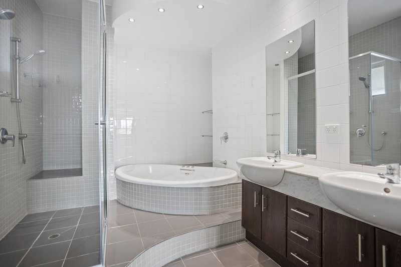 Photo - 165 Mcilwraith Avenue, Norman Park QLD 4170 - Image 6