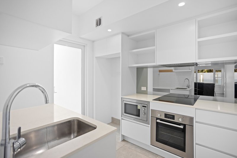 Photo - 165 Mcilwraith Avenue, Norman Park QLD 4170 - Image 13