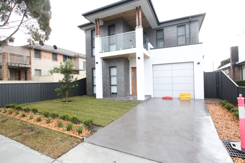 Photo - 165 Memorial Avenue, Liverpool NSW 2170 - Image 1