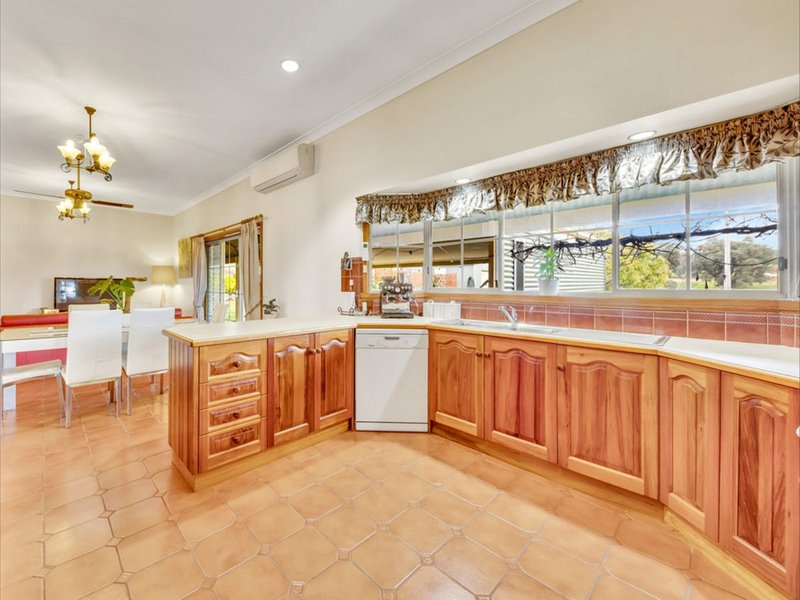 Photo - 165 Phillips Road, Leneva VIC 3691 - Image 3