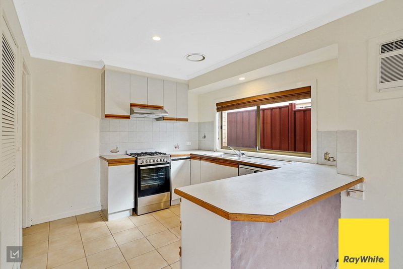 Photo - 1/65 Rowes Rd , Werribee VIC 3030 - Image 5