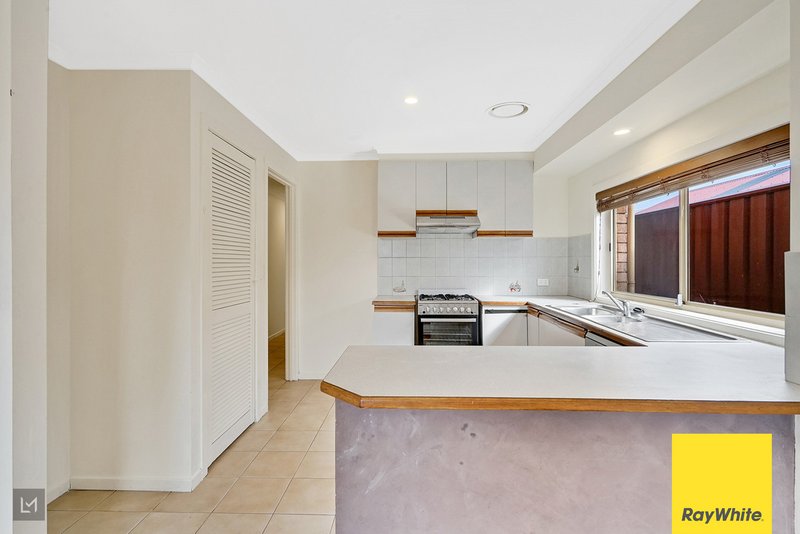 Photo - 1/65 Rowes Rd , Werribee VIC 3030 - Image 6