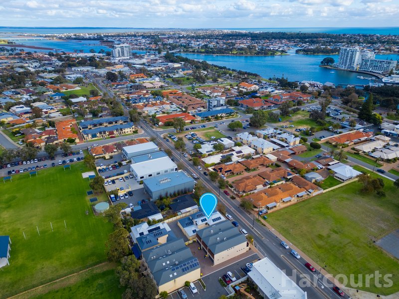 Photo - 1/65 Sutton Street, Mandurah WA 6210 - Image 3