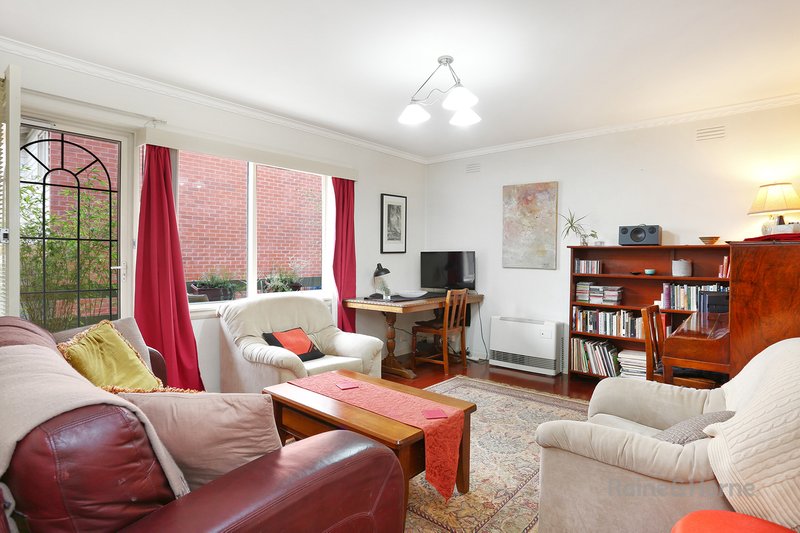 Photo - 1/65 Warrick Street, Ascot Vale VIC 3032 - Image 4