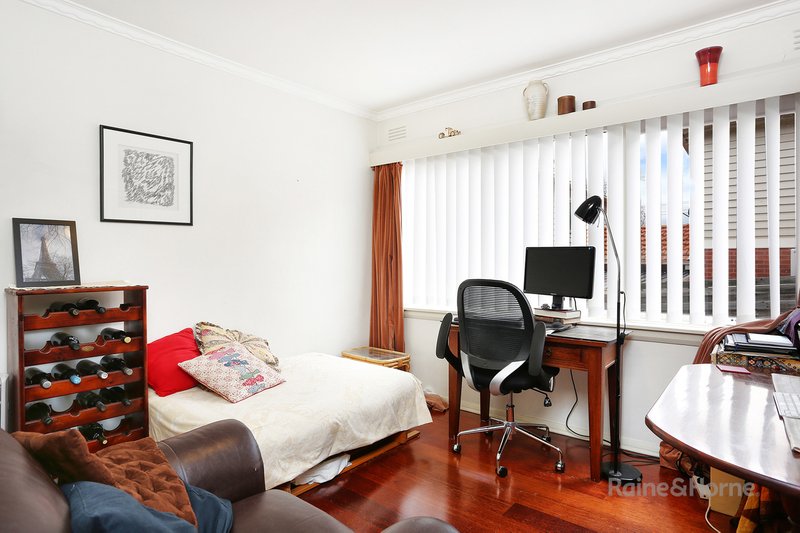 Photo - 1/65 Warrick Street, Ascot Vale VIC 3032 - Image 6