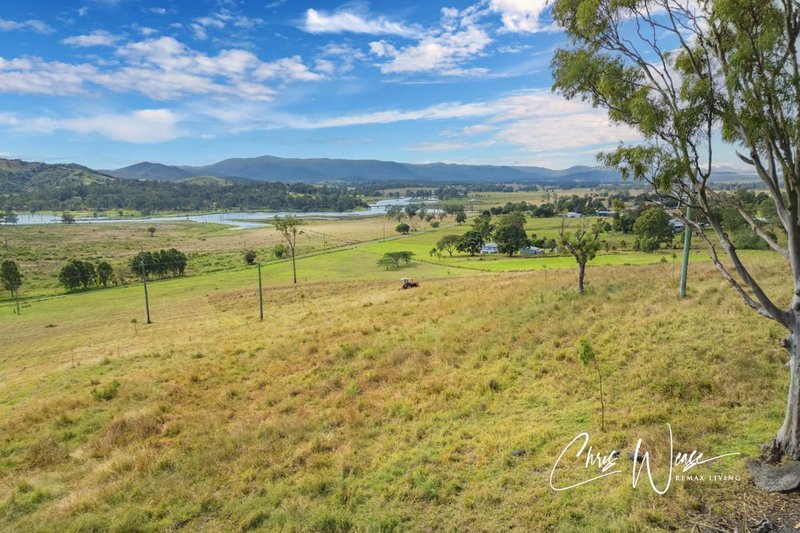 Photo - 165 Westvale Road, Mount Archer QLD 4514 - Image 5