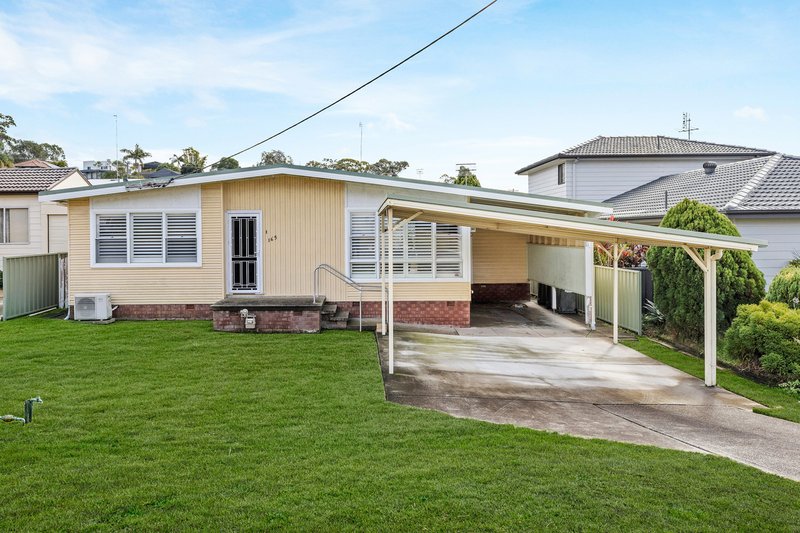 165 Wommara Avenue, Belmont North NSW 2280