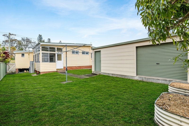 Photo - 165 Wommara Avenue, Belmont North NSW 2280 - Image 15