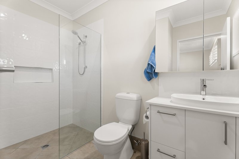 Photo - 165/2-20 Island View Drive, Urangan QLD 4655 - Image 6