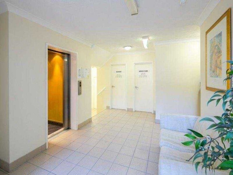 Photo - 16/52 Queen Street, Southport QLD 4215 - Image 8