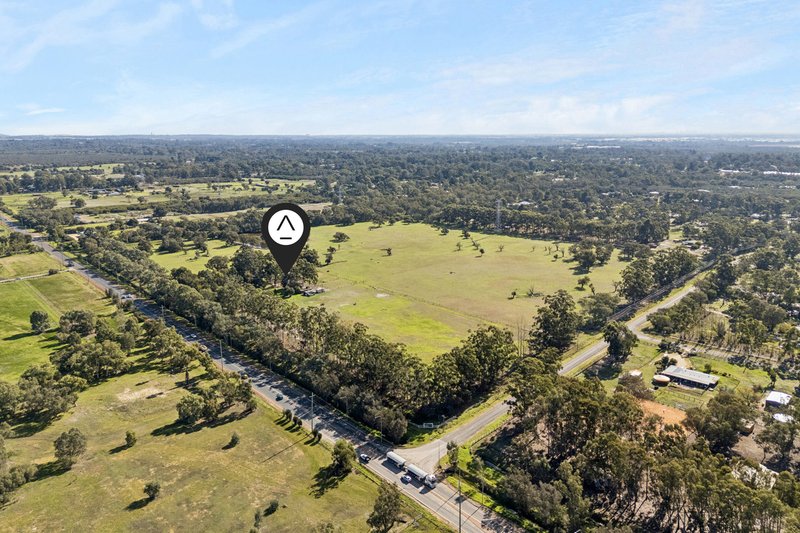 Photo - 1653 Thomas Road, Oakford WA 6121 - Image 2