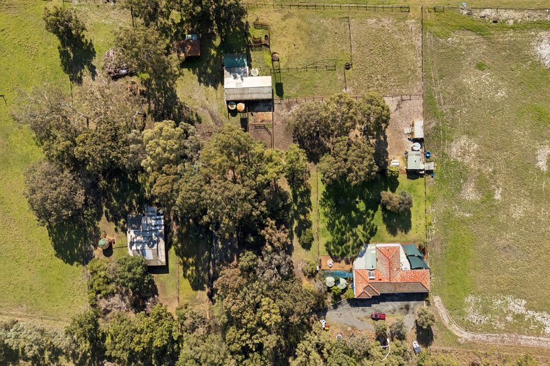 Photo - 1653 Thomas Road, Oakford WA 6121 - Image 10