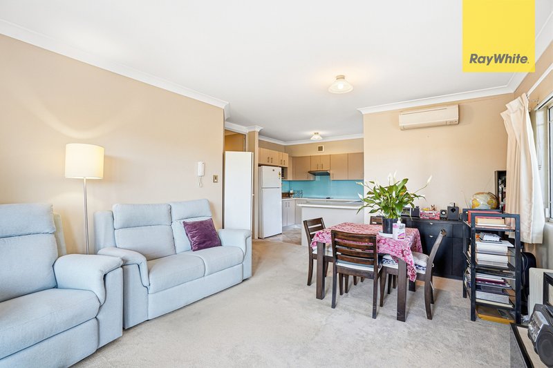 Photo - 16/54-60 Hassall Street, Westmead NSW 2145 - Image 3