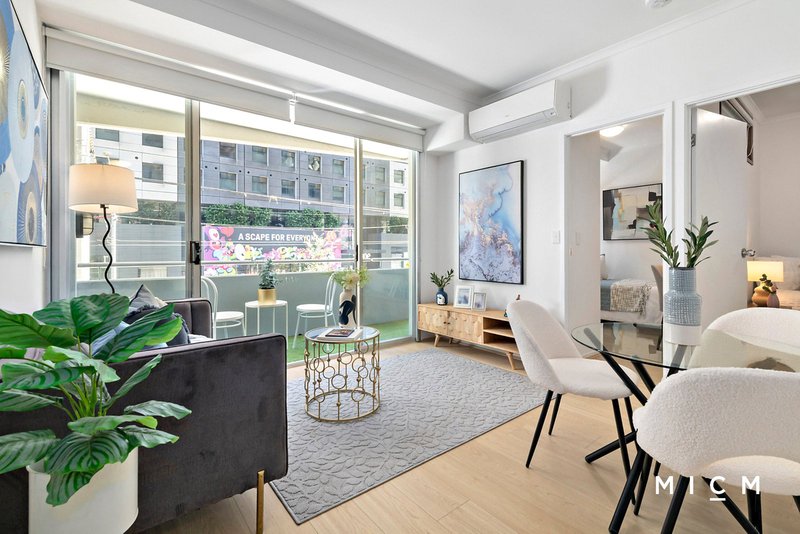 Photo - 165/488 Swanston Street, Carlton VIC 3053 - Image 1