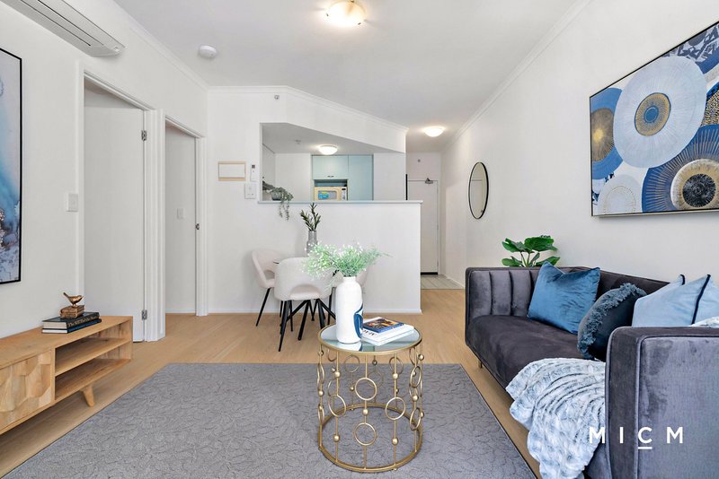 Photo - 165/488 Swanston Street, Carlton VIC 3053 - Image 2