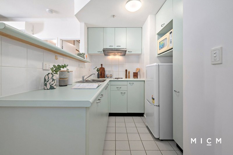 Photo - 165/488 Swanston Street, Carlton VIC 3053 - Image 3