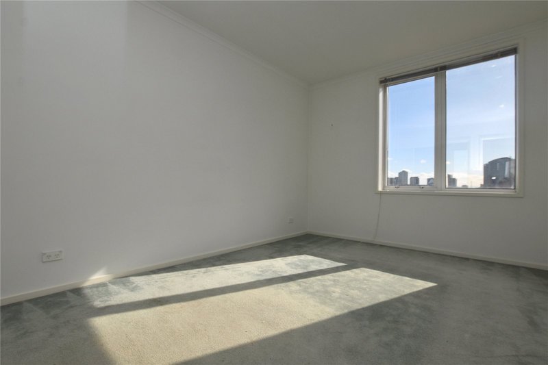 Photo - 165/79 Whiteman Street, Southbank VIC 3006 - Image 5