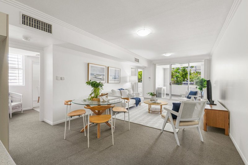 Photo - 16/6-10 Rose Street, Southport QLD 4215 - Image 1