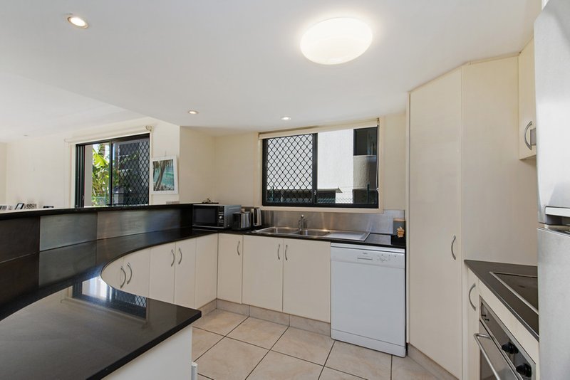 Photo - 1/66-68 Alexandra Parade, Maroochydore QLD 4558 - Image 3