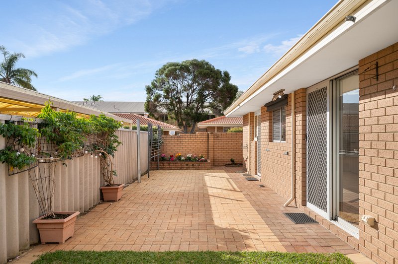 Photo - 16/6-8 Pinewood Avenue, Kardinya WA 6163 - Image 25