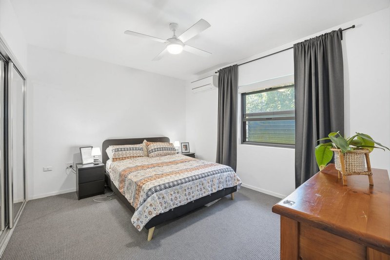 Photo - 1/66 Broughton Road, Kedron QLD 4031 - Image 11