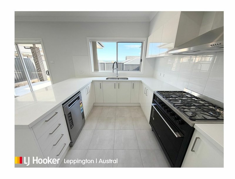 Photo - 166 Browns Road, Austral NSW 2179 - Image 3