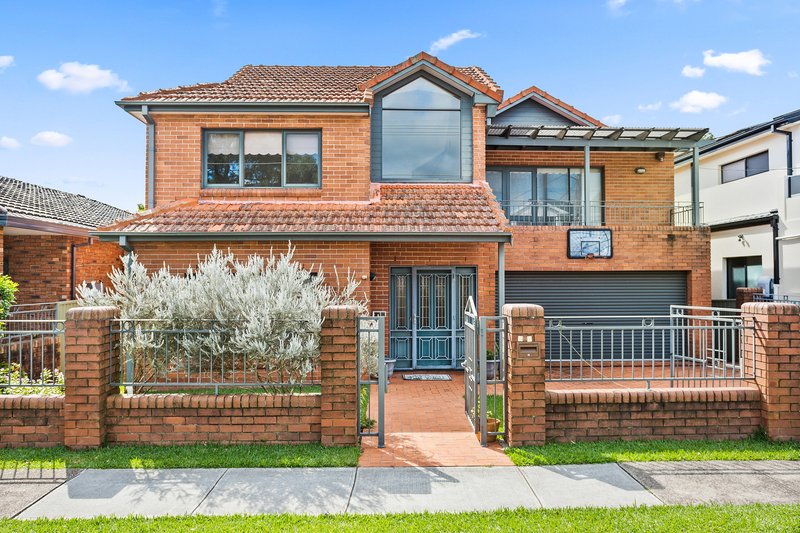 166 Carrington Avenue, Hurstville NSW 2220