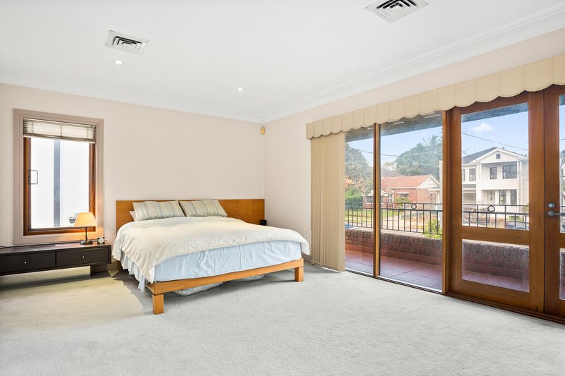 Photo - 166 Carrington Avenue, Hurstville NSW 2220 - Image 7