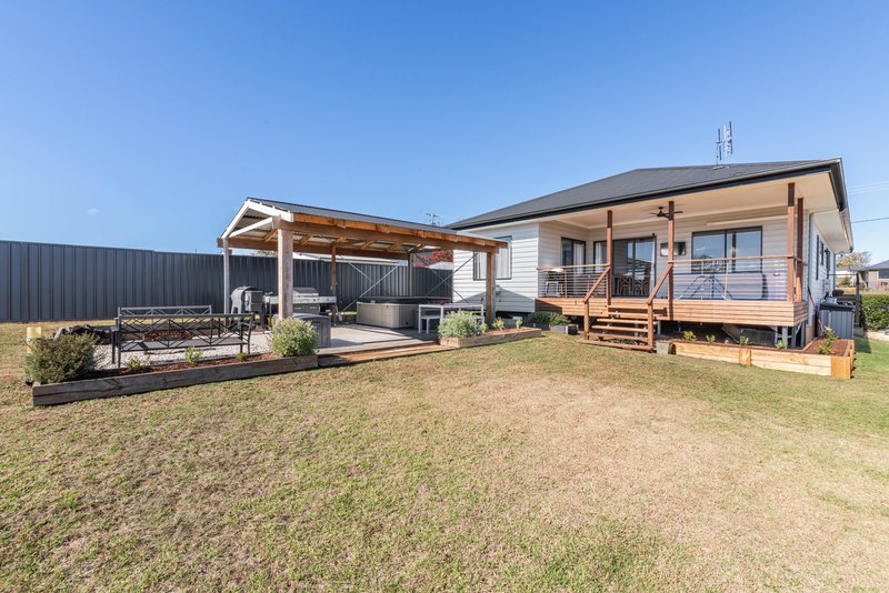 Photo - 166 Cowper Street, Tenterfield NSW 2372 - Image 19