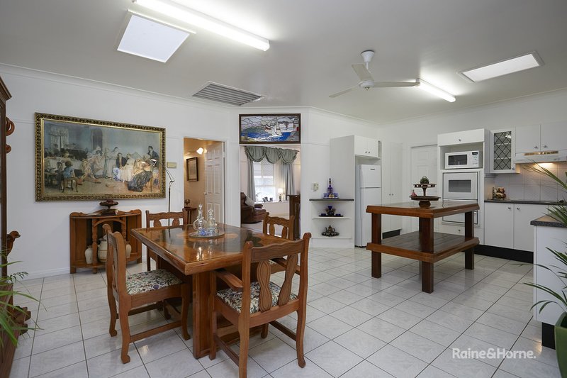 Photo - 166 Dart Street, Redland Bay QLD 4165 - Image 6