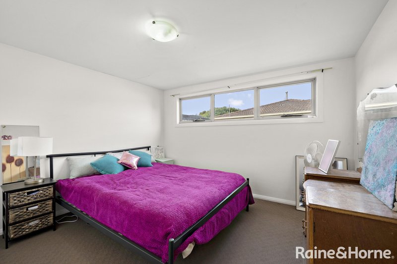 Photo - 166 Donald Road, Karabar NSW 2620 - Image 11