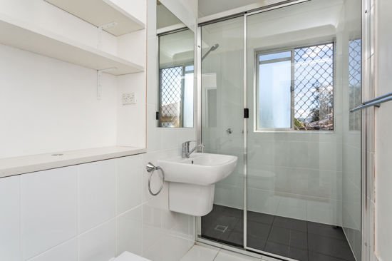 Photo - 1/66 Dunsmore Street, Kelvin Grove QLD 4059 - Image 5