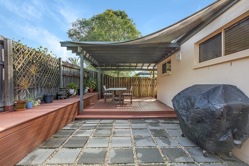 Photo - 166 Greenacre Drive, Arundel QLD 4214 - Image 12