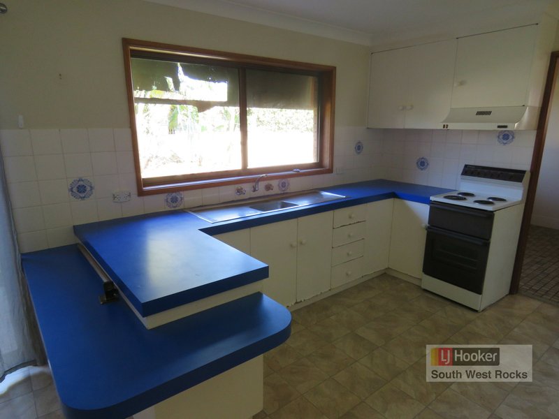 Photo - 166 Gregory Street, South West Rocks NSW 2431 - Image 4