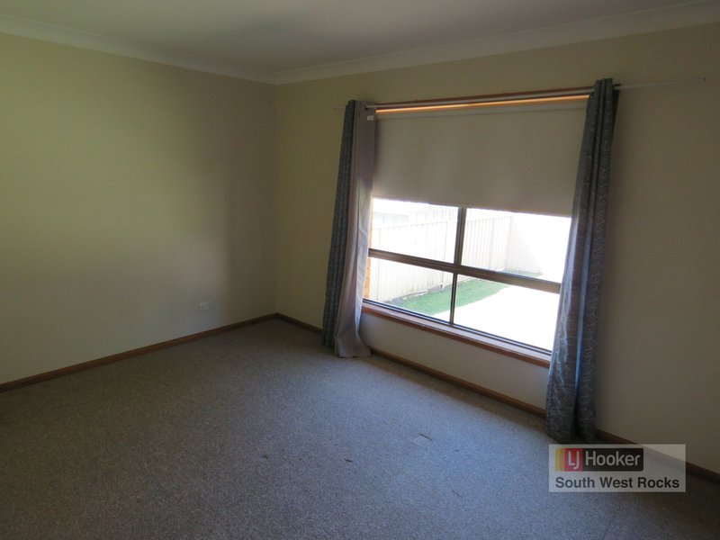 Photo - 166 Gregory Street, South West Rocks NSW 2431 - Image 12