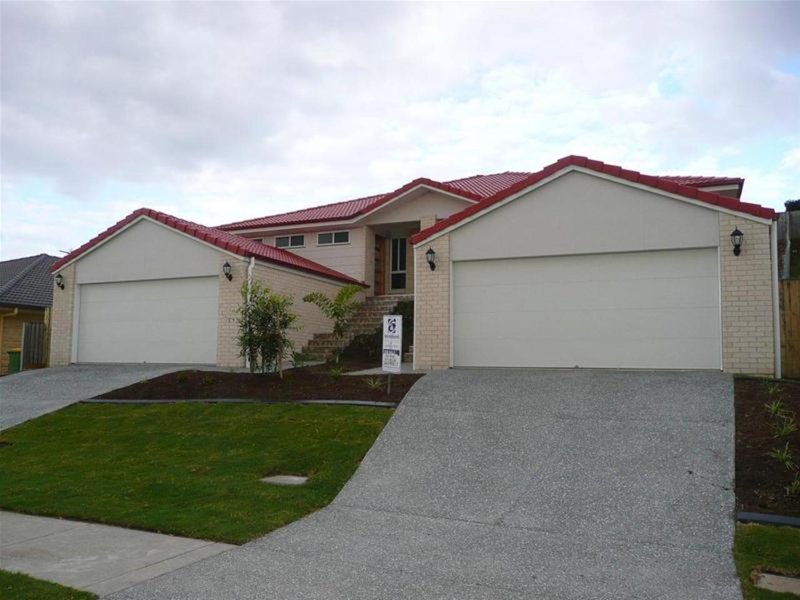 Photo - 1/66 Hawkesbury Avenue, Pacific Pines QLD 4211 - Image 1