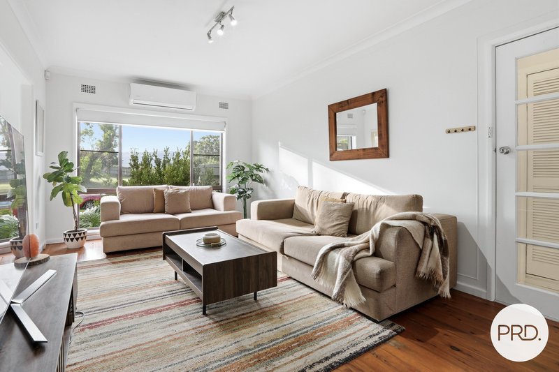 Photo - 166 Lakelands Drive, Dapto NSW 2530 - Image 2