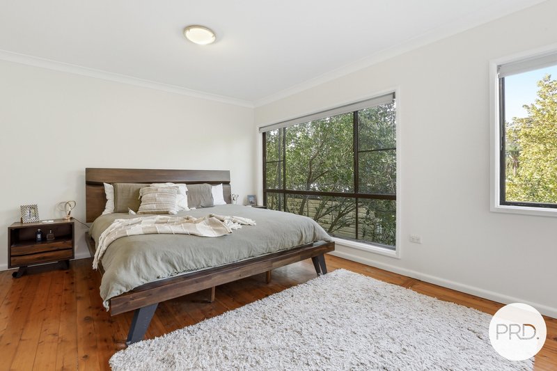 Photo - 166 Lakelands Drive, Dapto NSW 2530 - Image 6