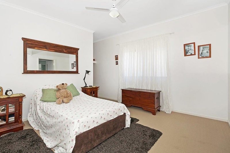 Photo - 16/6 Lillian Street, Redbank Plains QLD 4301 - Image 9