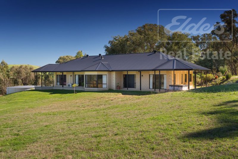 166 O'Neill Lane, Sandy Creek VIC 3695